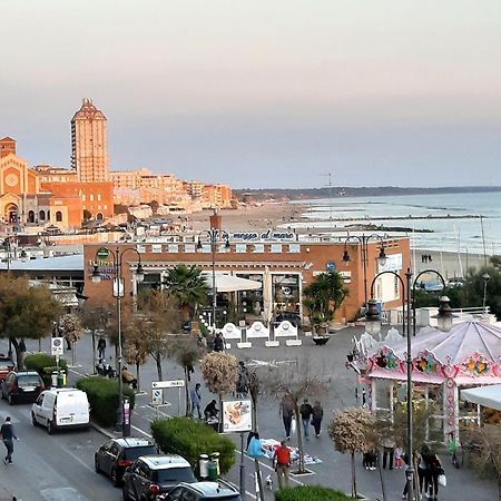 Spazioso Appartamento Sul Lungomare Di Nettuno Zewnętrze zdjęcie